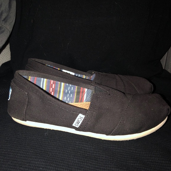 Toms Shoes - Original black canvas TOMS